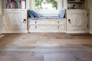 Homeowner: What are the benefits of using reclaimed wood flooring in my home?